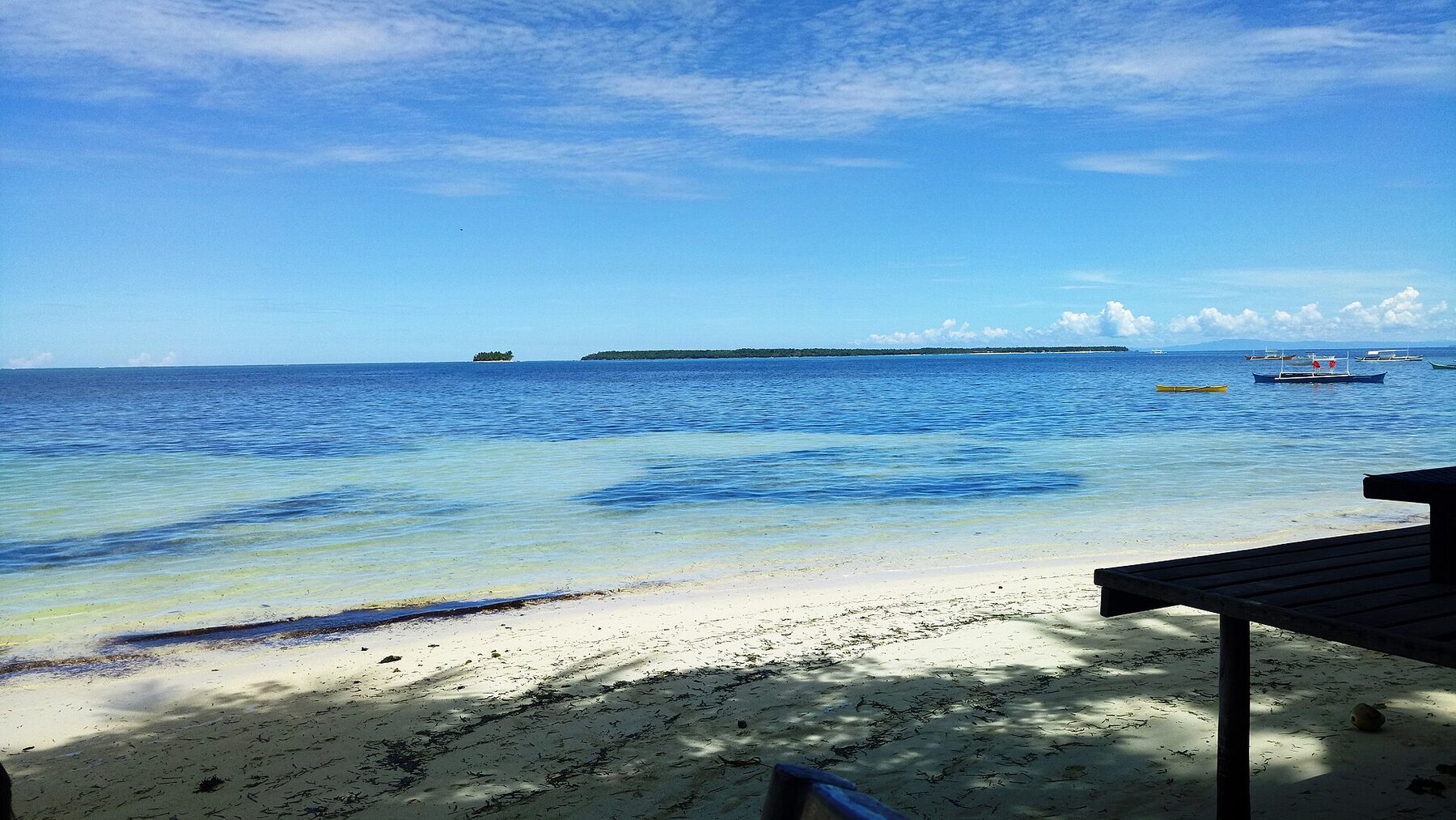 A tidal sandbar off Siargao at low water